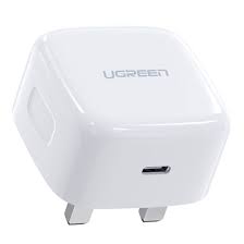 شاحن حائط UGREEN بمنفذ PD بقوة شحن سريع 20 واط | أبيض