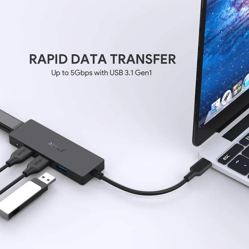 موزع USB-C فائق النحافة مع 4 منافذ USB 3.0 - أسود