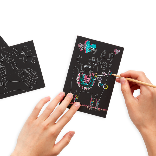 Ooly Mini Scratch & Scribble Art Kit: Funtastic Friends 7 Pc