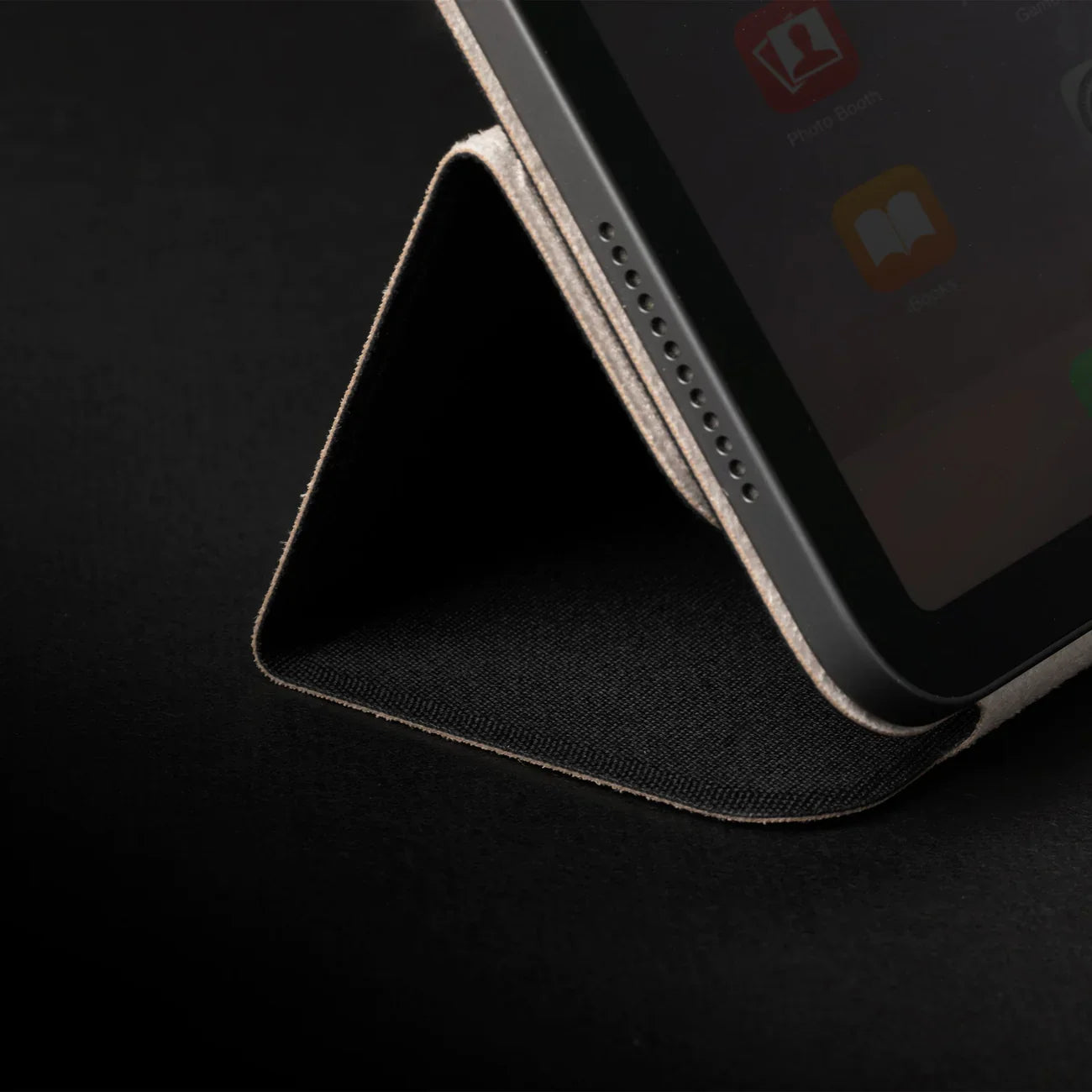 Native Union Folio For Ipad Air 13 M2 2024 Ipad Pro 12.9 Gen 6 3 Black