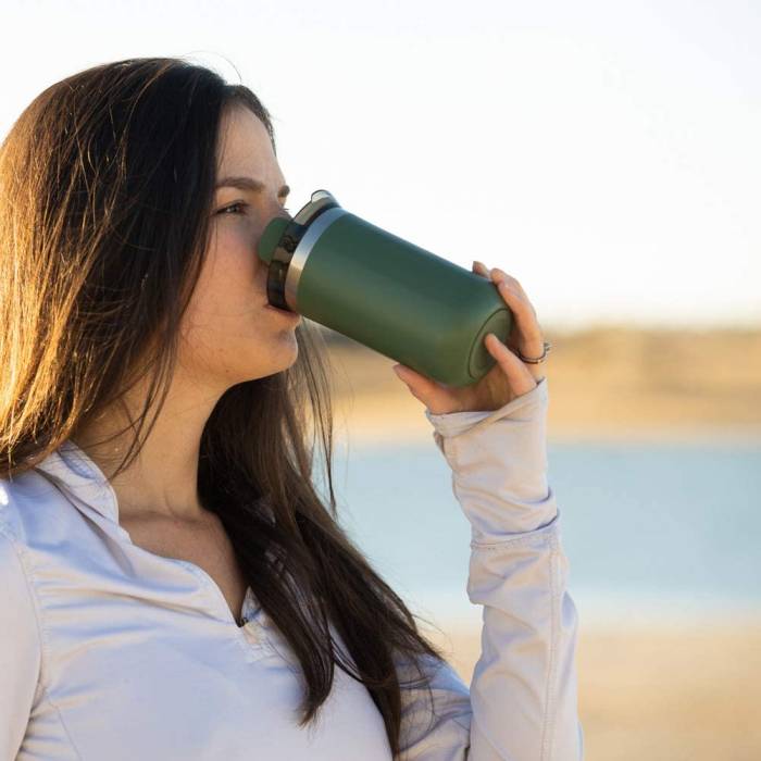 WACACO OCTAROMA VACUUM INSULATED MUG 300ML GREEN