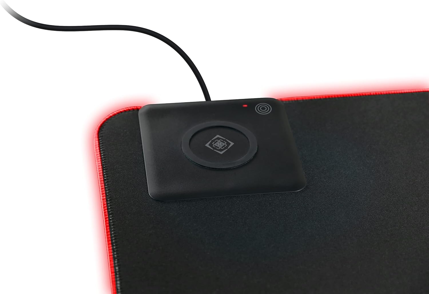 DELTACO gaming mousepad with wireless charger, 900x400 mm, Black