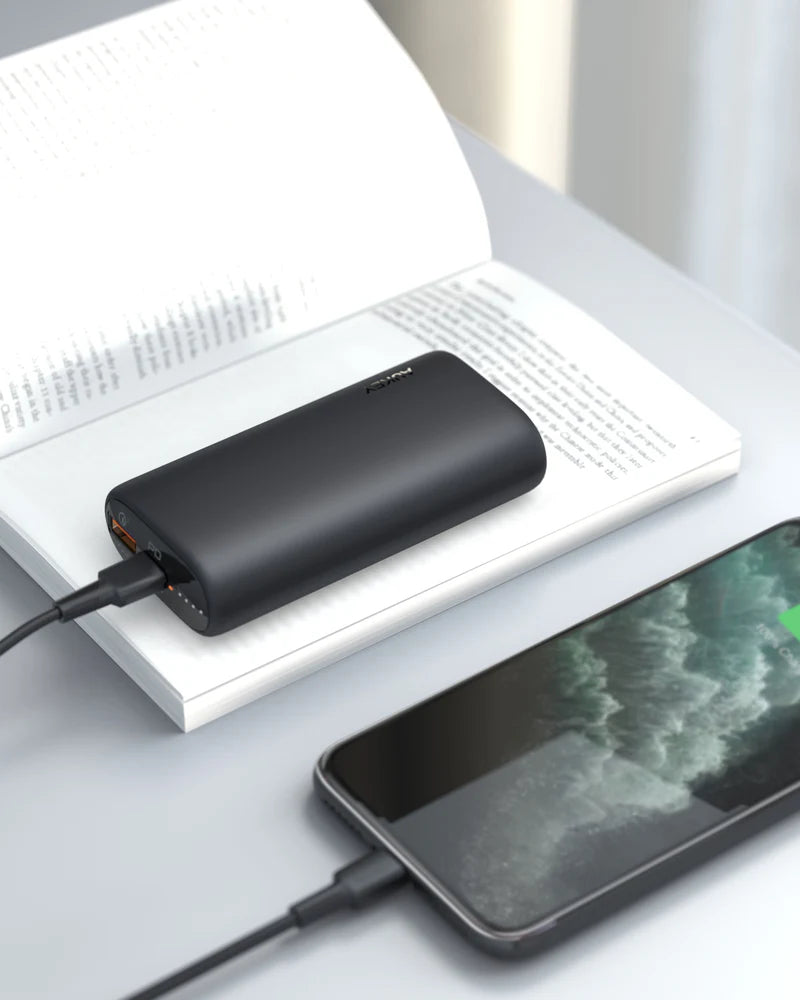 AUKEY Sprint Go 10,K mAh P.B With 20W PD - BLK Colour