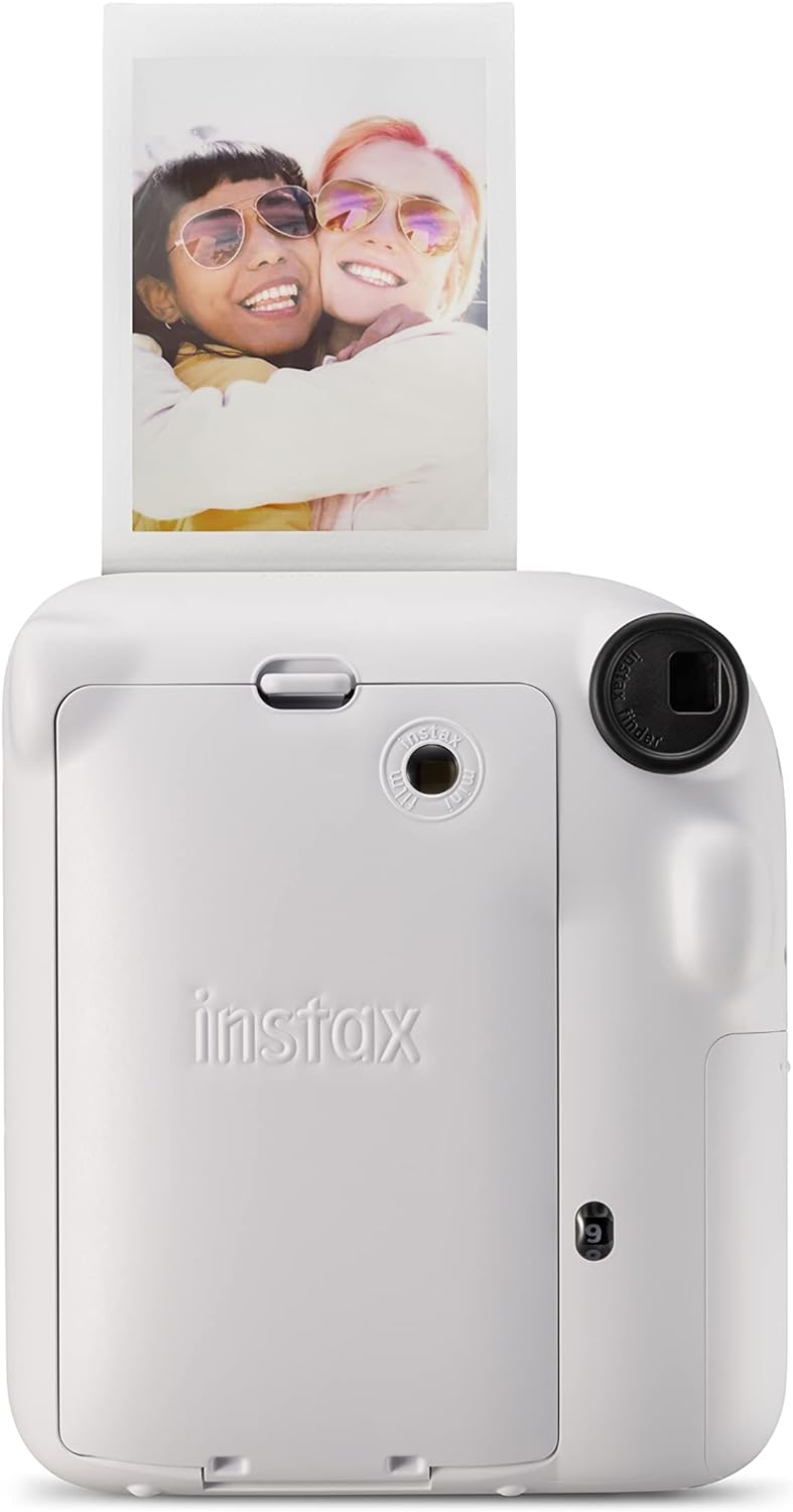 كاميرا Instax Mini 12 (أبيض طيني)