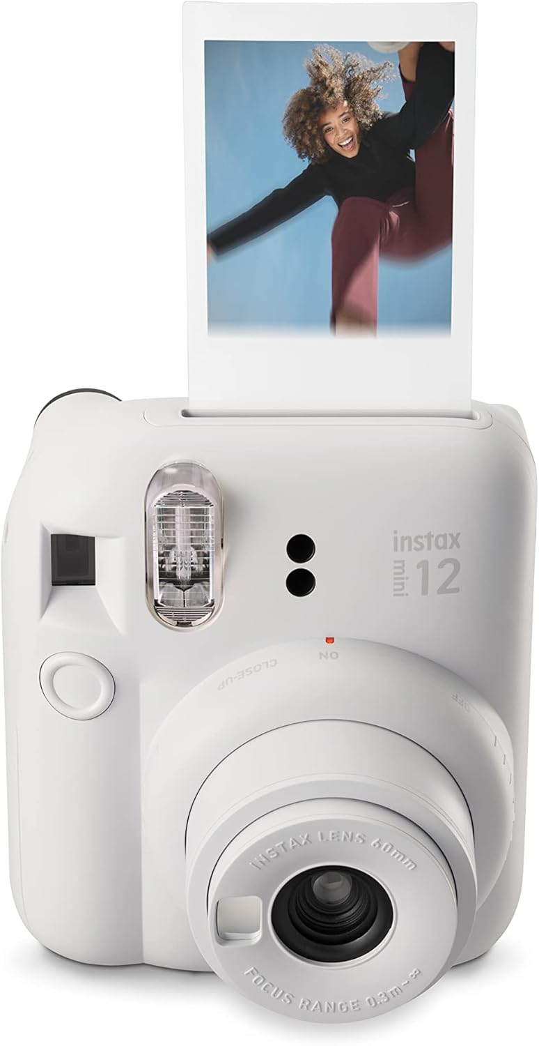 كاميرا Instax Mini 12 (أبيض طيني)