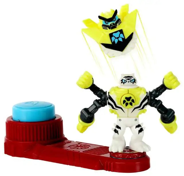 Legends of Akedo Beast Strike Battle Giants White Paw