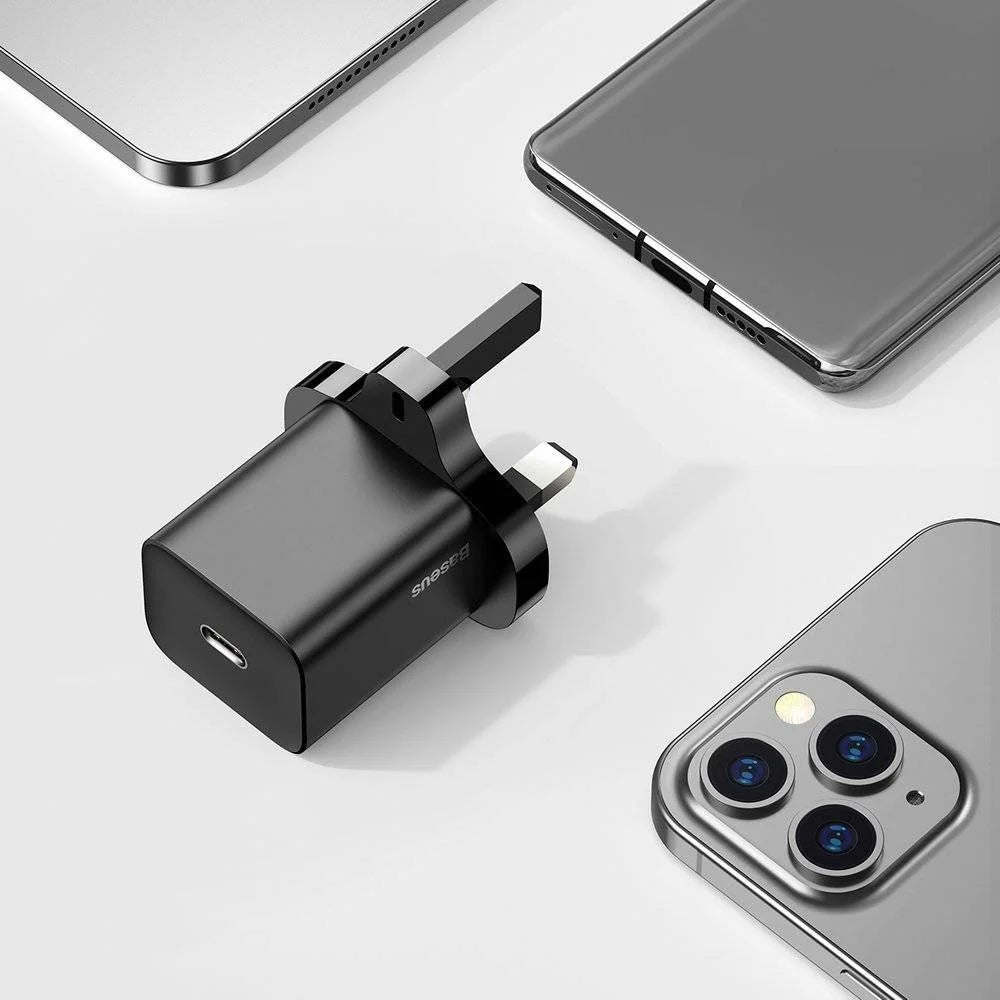 شاحن سريع Baseus GaN5 Mini منفذ واحد 20 واط، أسود (المملكة المتحدة)