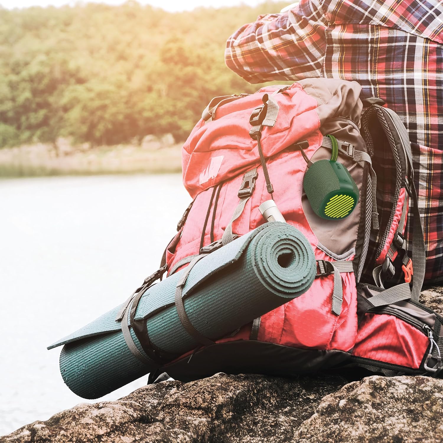 جرين ليون: سماعة Pristone لاسلكية خضراء