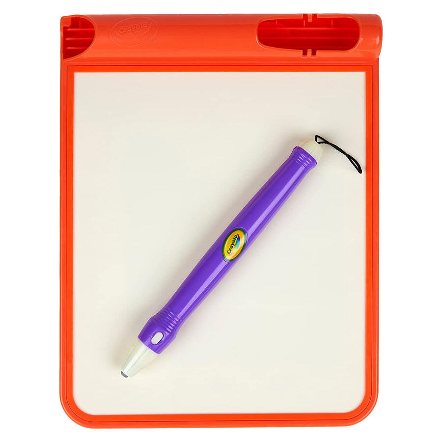 CRAYOLA TRAVEL GLOW ART STUDIO