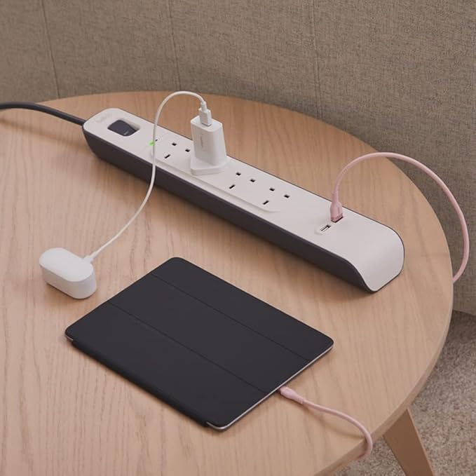 BELKIN SURGE PROTECTOR KSA VERSION 4 OUTLET - 2M - 2 USB A