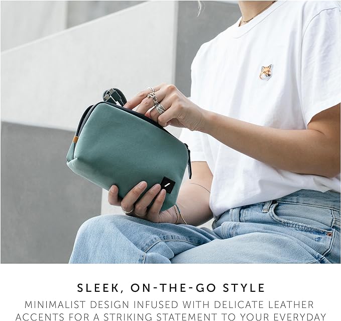 Native Union Stow Lite Organizer Pouch Slate Green