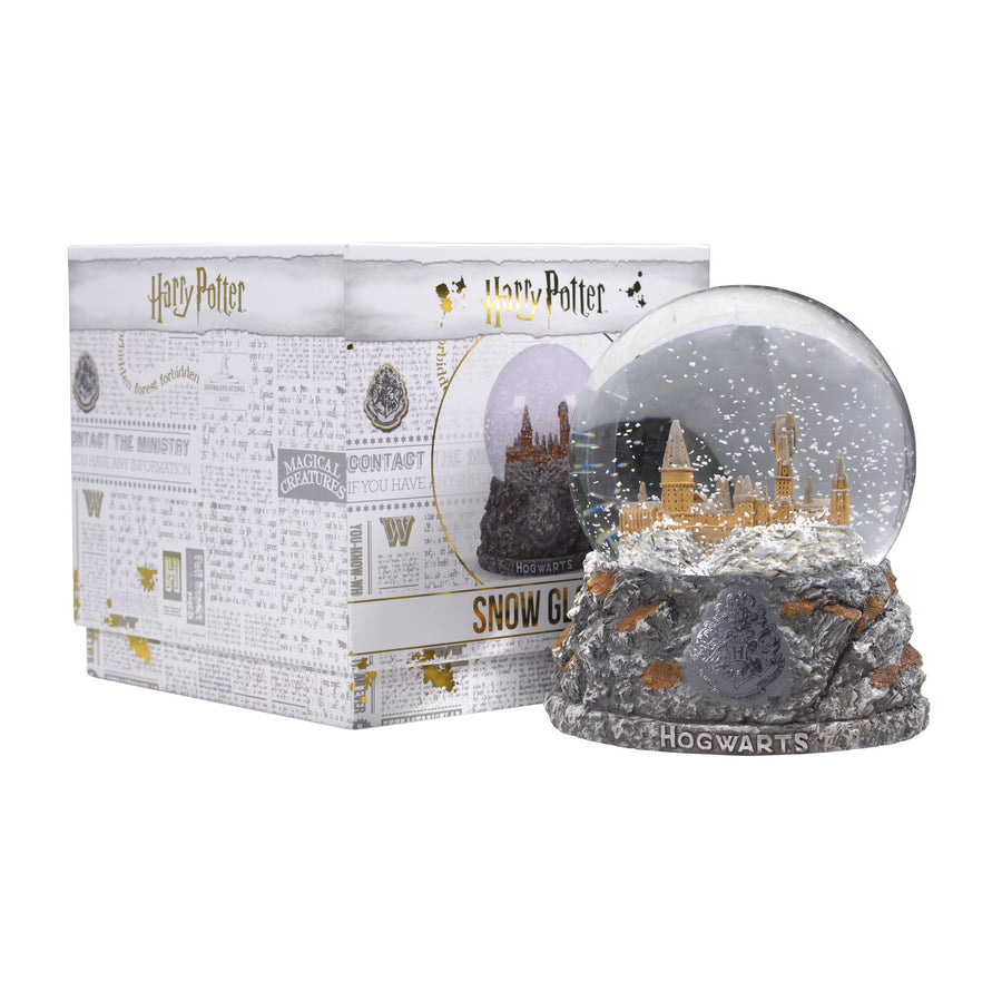 Halfmoon Bay Snow Globe Boxed 100Mm Harry Potter Hogwarts Castle