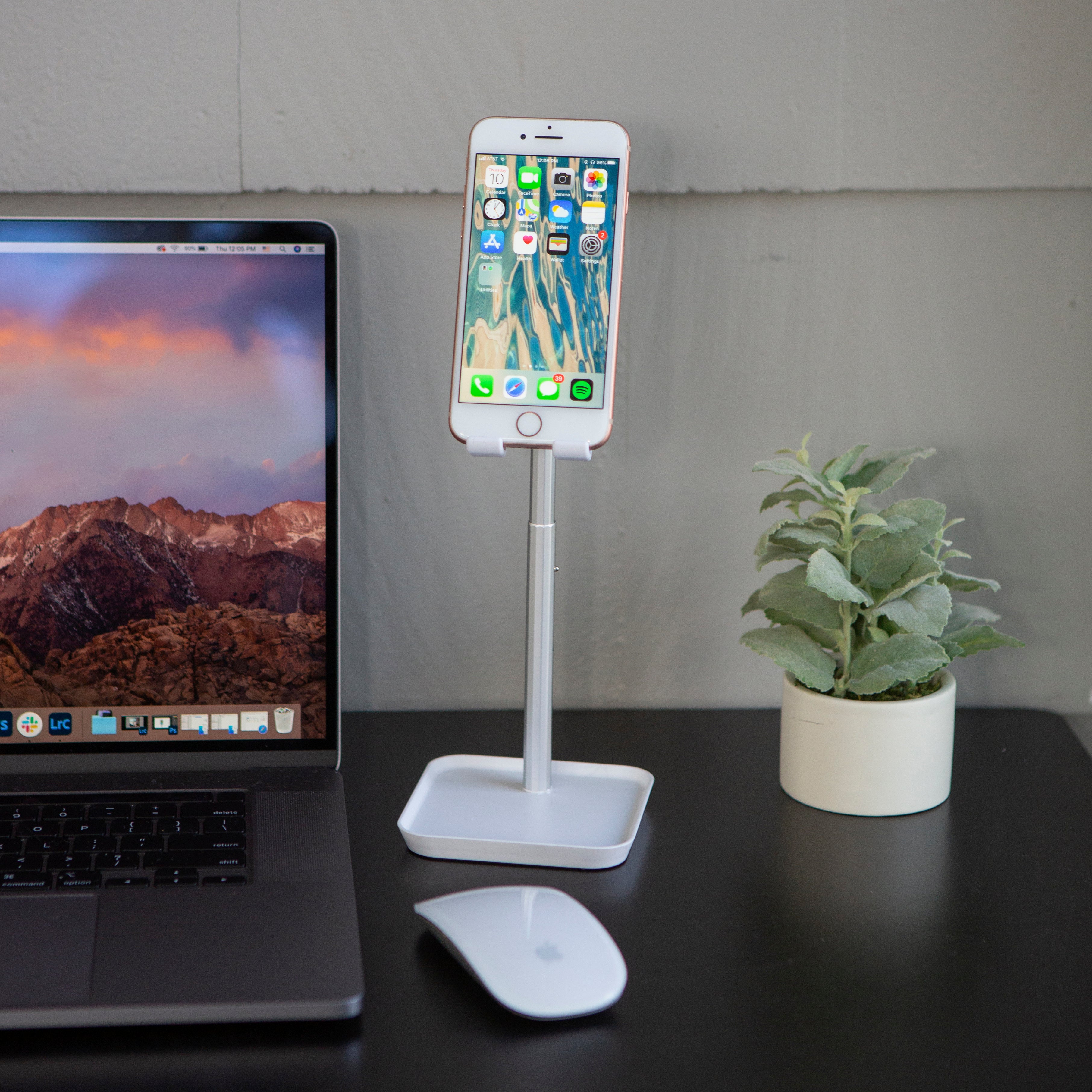 Kikkerland Adjustable Phone Stand White