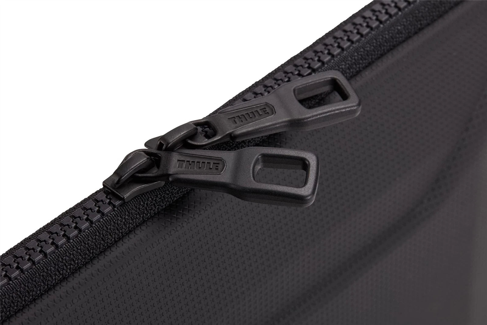 Thule Gauntlet 4 Sleeve Macbook 16 Black