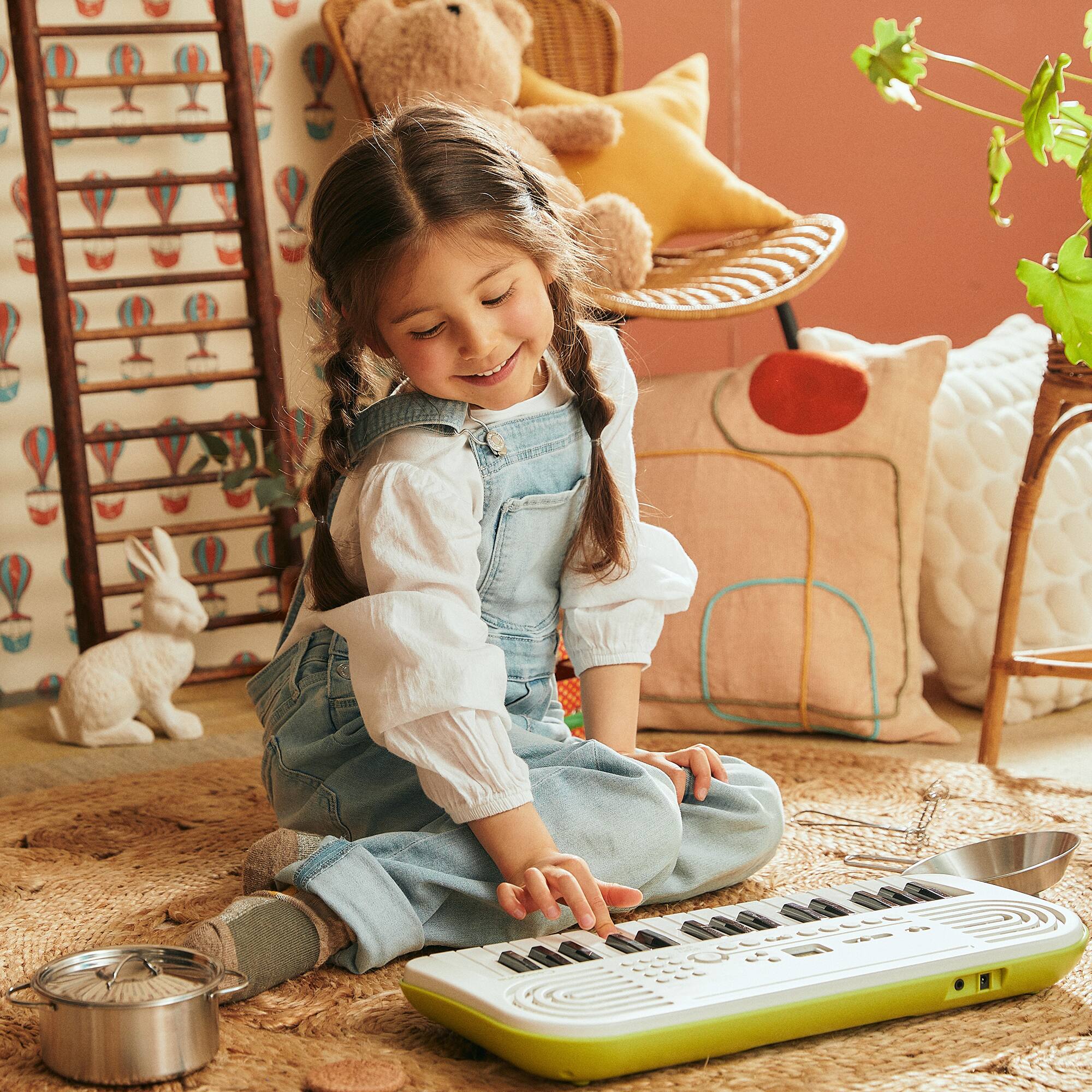Casiotone SA-50 Mini Keyboard 32 Keys - White