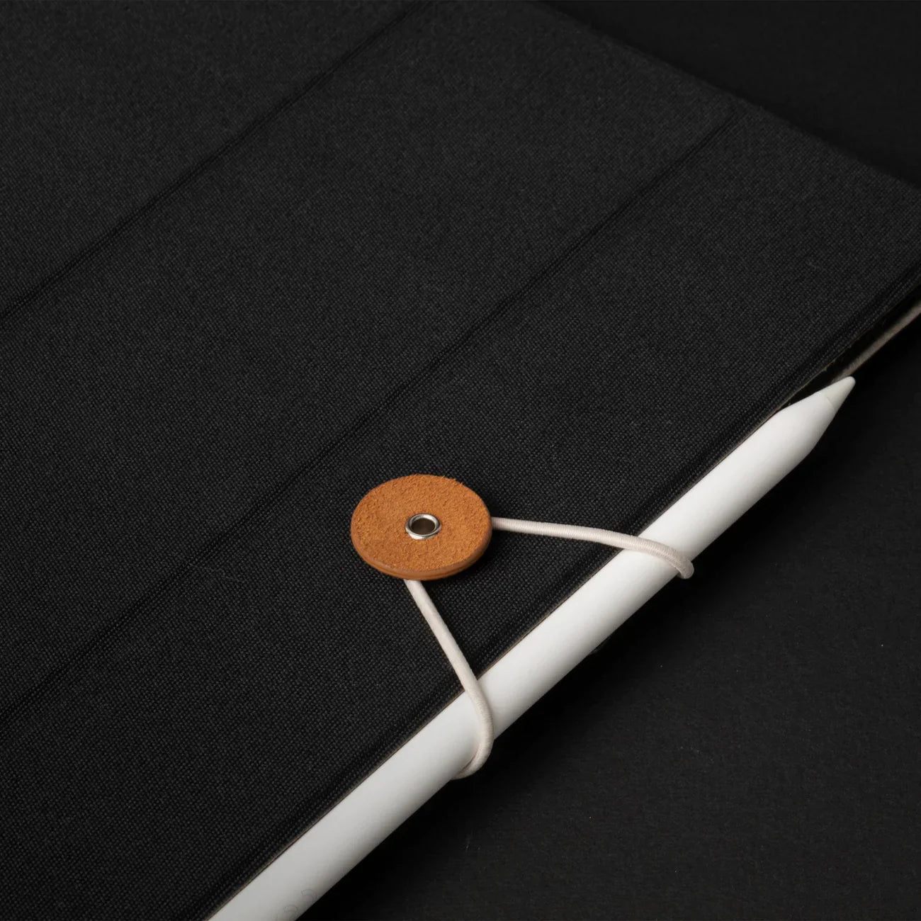 Native Union Folio For Ipad Air 13 M2 2024 Ipad Pro 12.9 Gen 6 3 Black