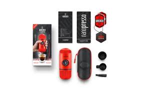ماكينة WACACO NANOPRESSO - أحمر لافا + حقيبة