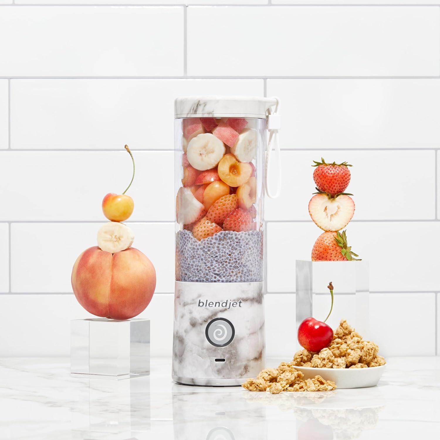 BLENDJET - V2 -  PORTABLE BLENDER - PRINT - WHITE MARBLE