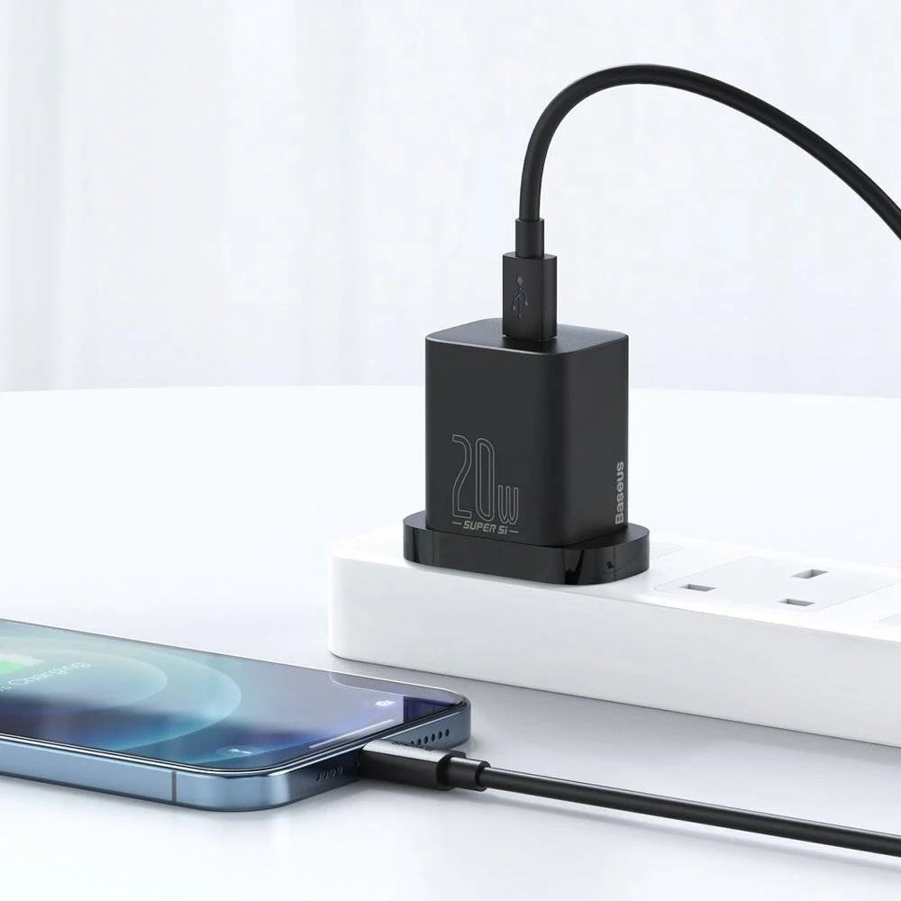 شاحن سريع Baseus GaN5 Mini منفذ واحد 20 واط، أسود (المملكة المتحدة)