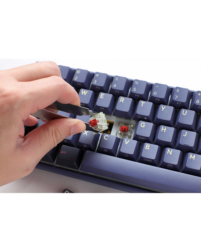 Ducky One 3 كوزميك بلو TKL 80% مفتاح شيري أحمر - أمريكي