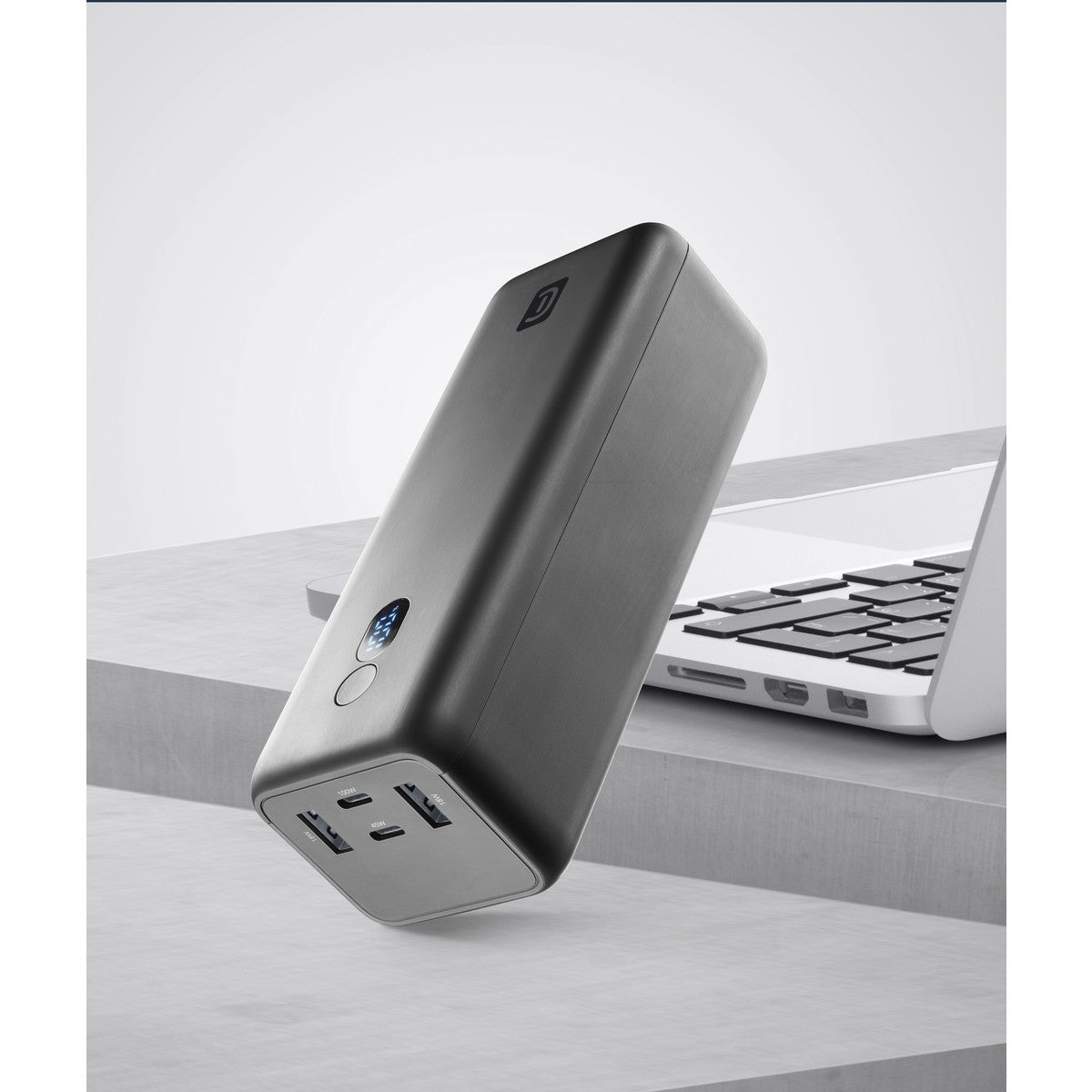 Maxi 27000Mah Battery Charger , 100W Black