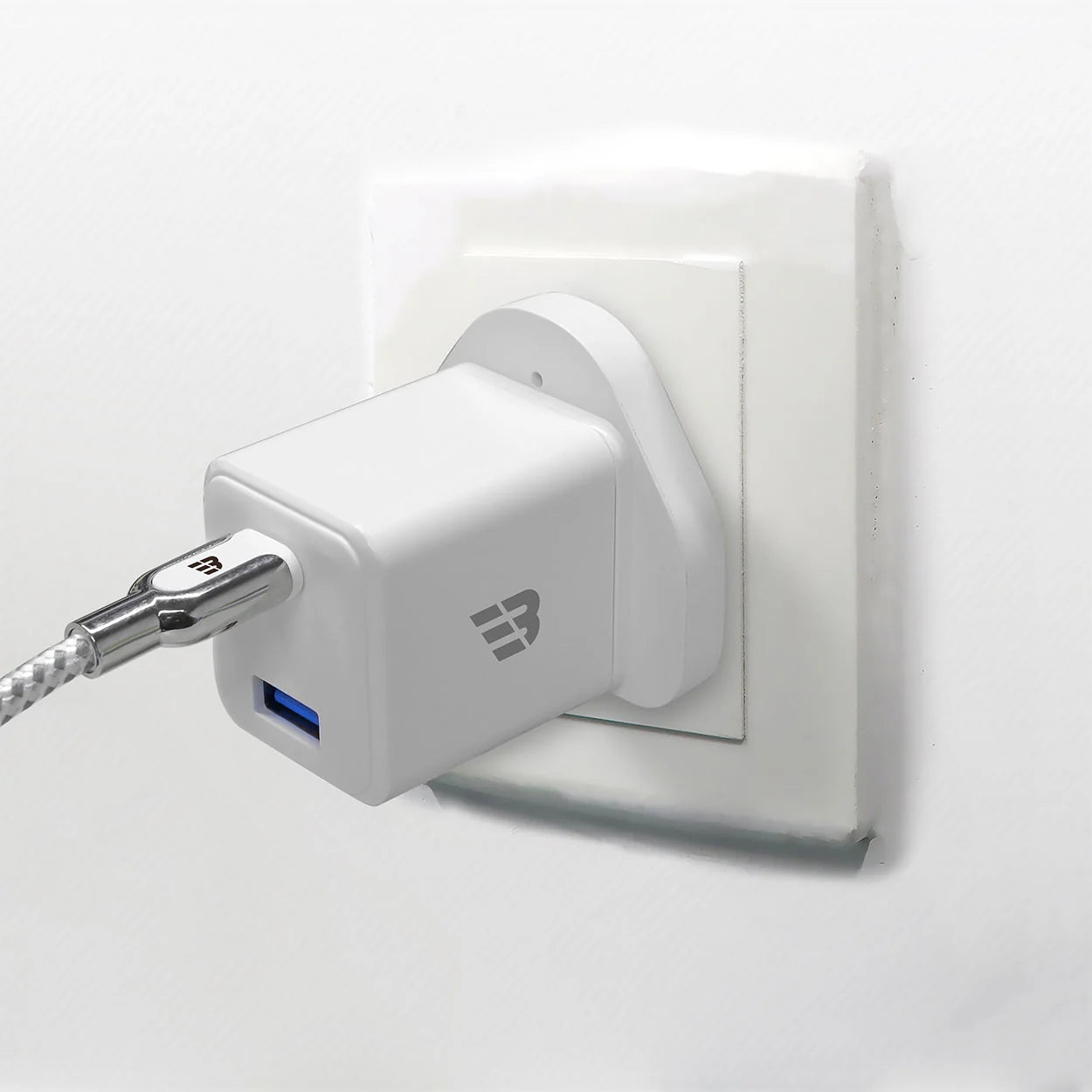 Baykron wall charger 20 w type-C & type A UK white