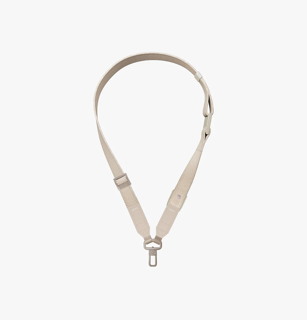 UNIQ VISTA 2-IN-1 LANYARD AND HAND STRAP -PEARL (PEARL WHITE)
