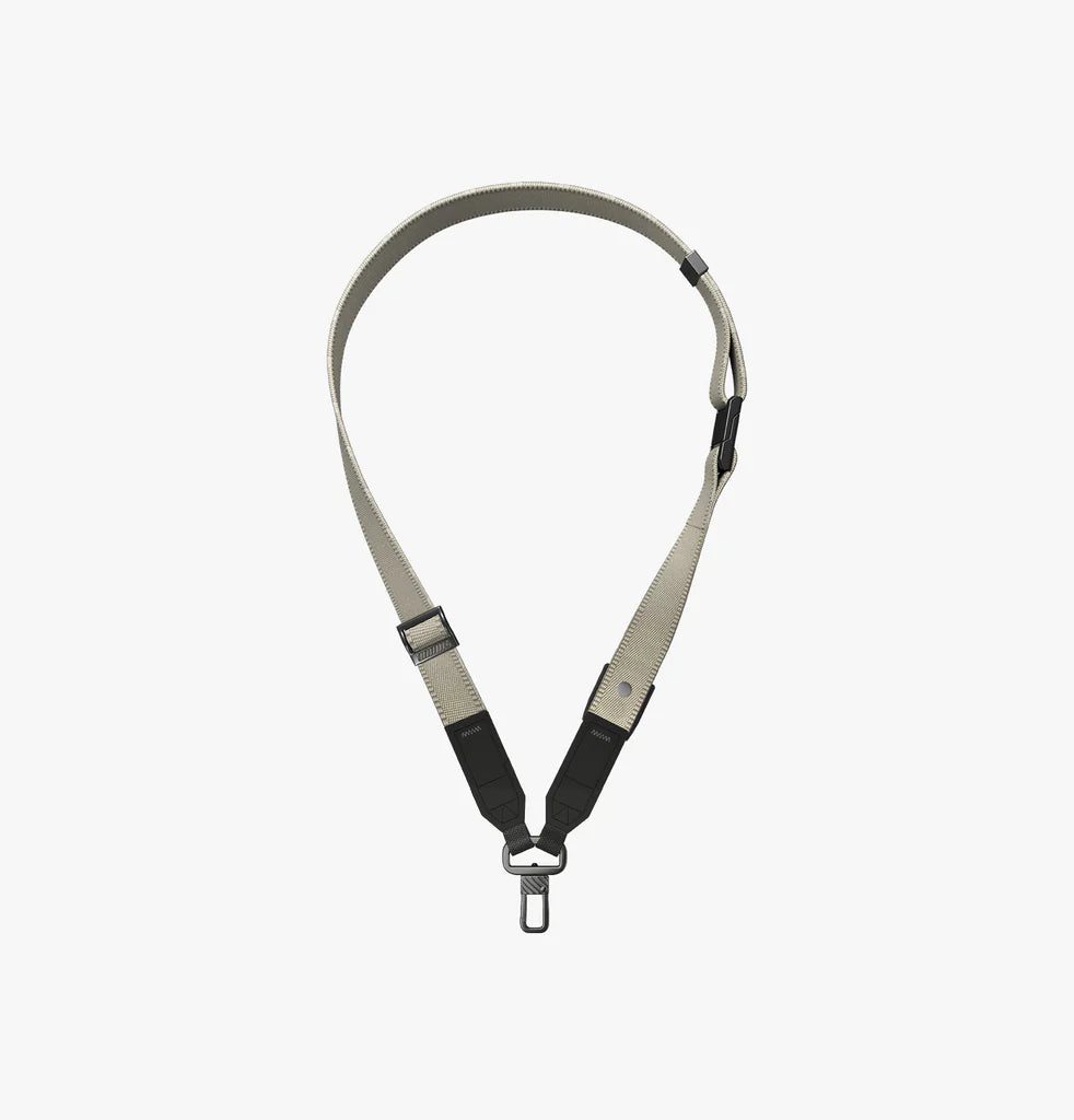 UNIQ VISTA 2-IN-1 LANYARD AND HAND STRAP - DARK KHAKI (DARK KHAKI)